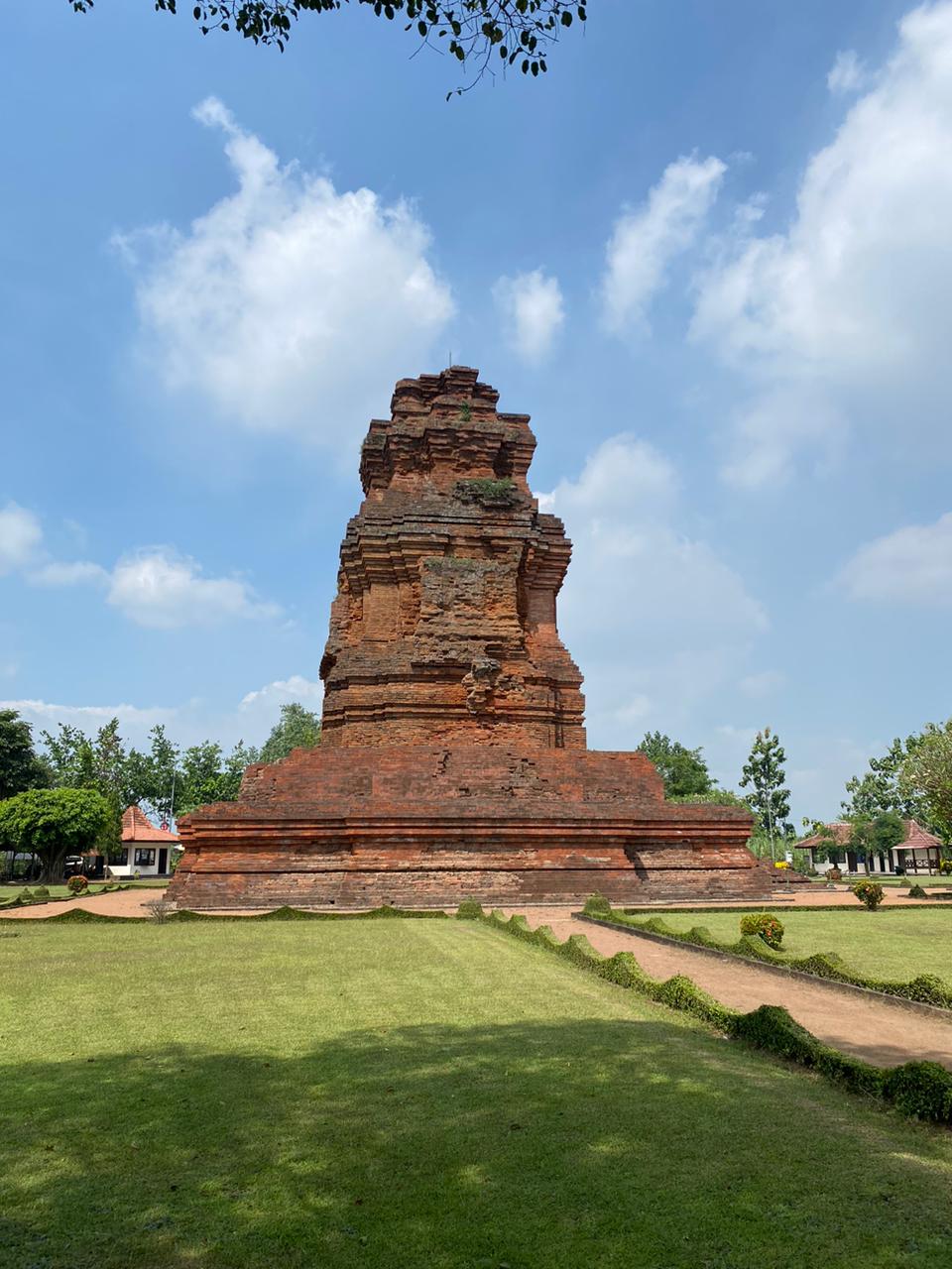 Cultural Experience - menikmati keindahan candi di Bejijong